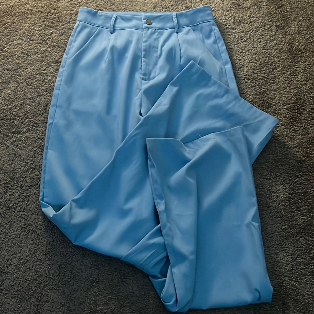 blue pants